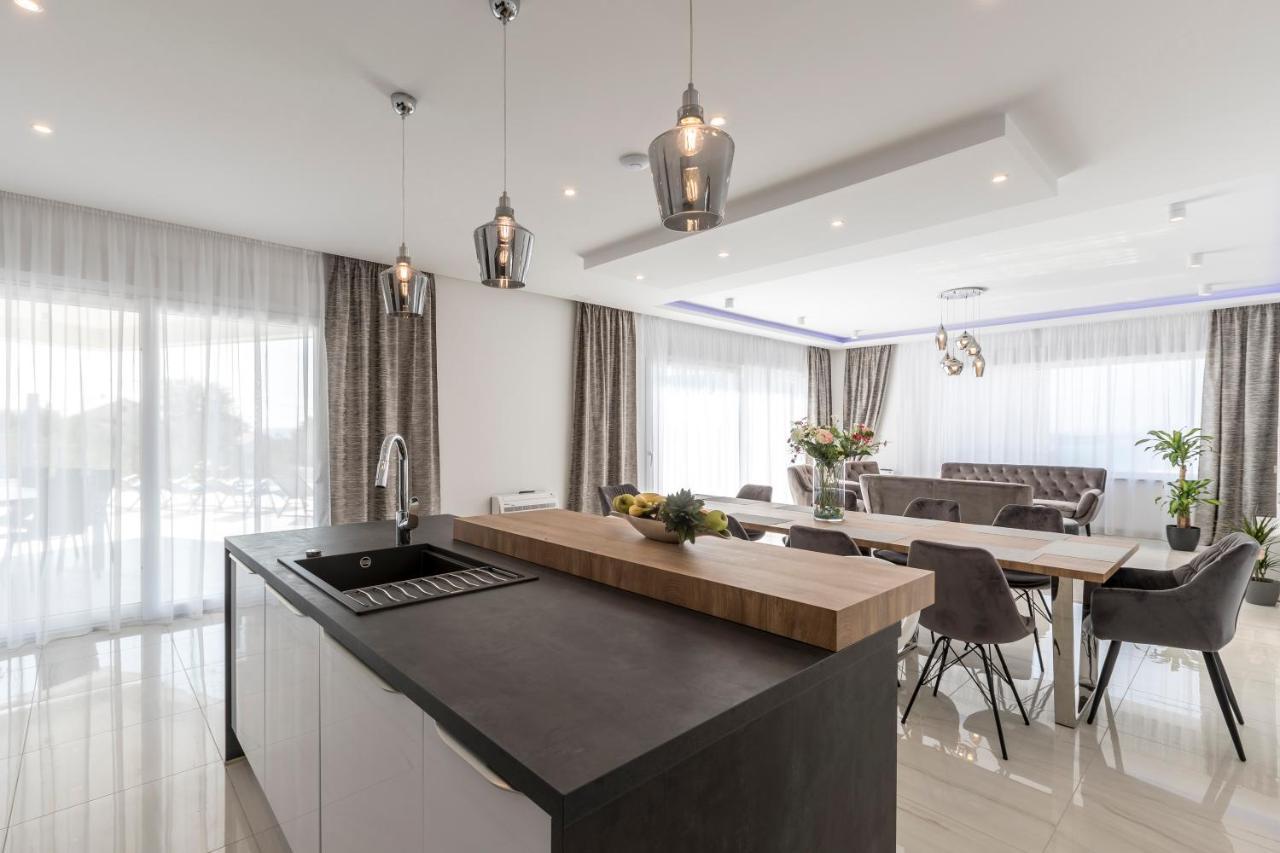 Luxurious Villa Meri Kaštela المظهر الخارجي الصورة